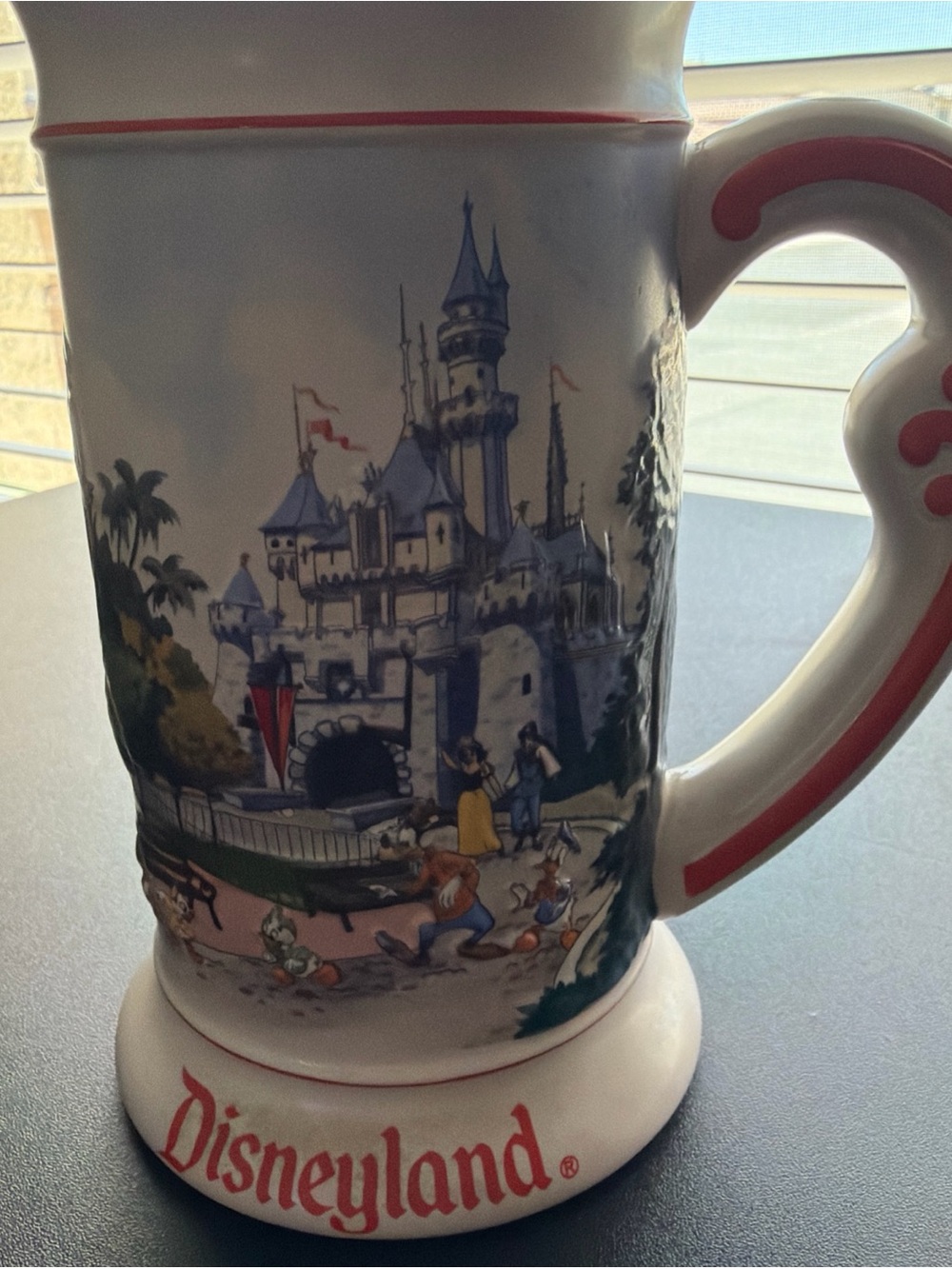Disney White Ceramic Collectible a Disneyland Main Street scene - Picture 4 of 8
